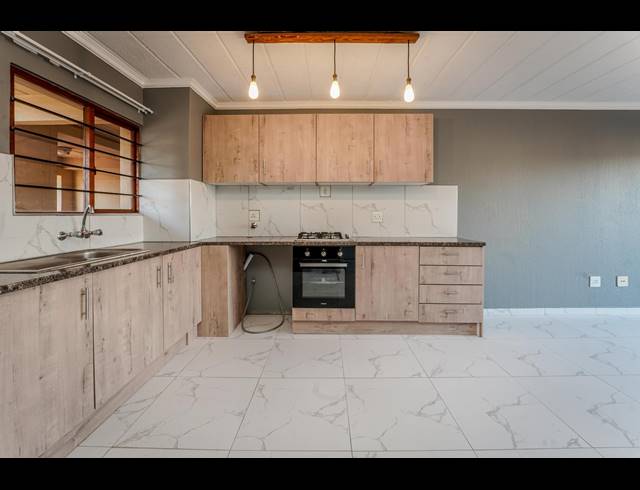 1 BEDROOM APARTMENT RENTED IN WELTEVREDEN PARK